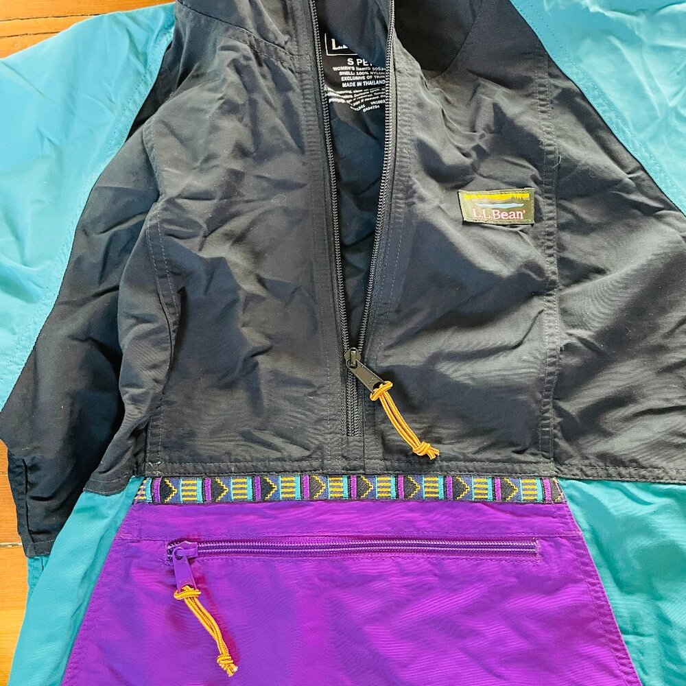 L.L. Bean Mountain Classic Anorak - Picture 2 of 4